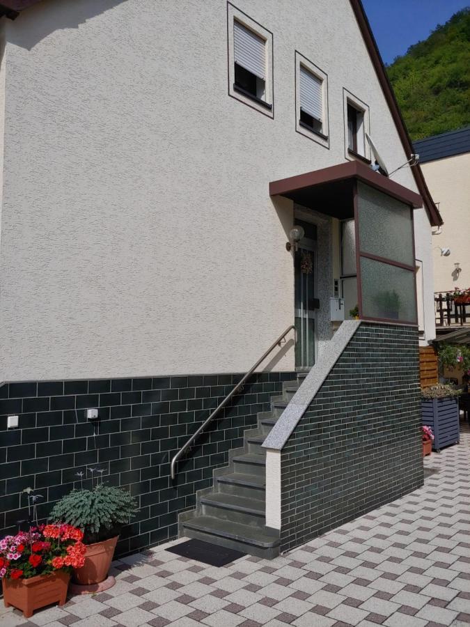 Gaestehaus Rheinburgenblick Kestert Exterior foto